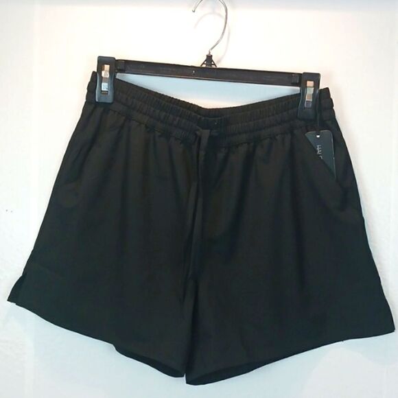 Half moon women's black lounge/ pajamas short set size small - Picture 5 of 7